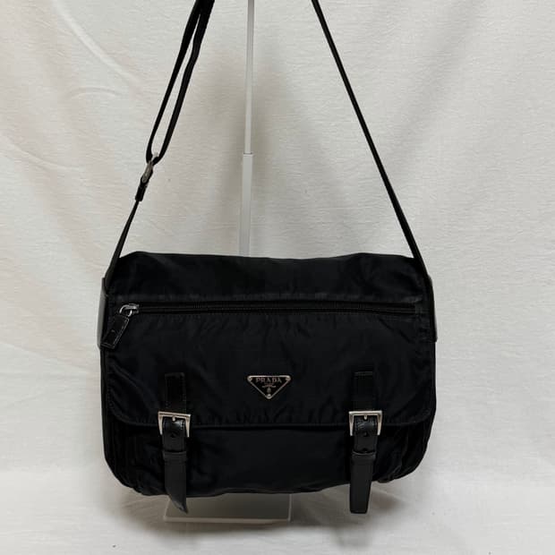 정품 프라다 포코노 나일론 원포켓 블랙 메신저백 크로스백 숄더백