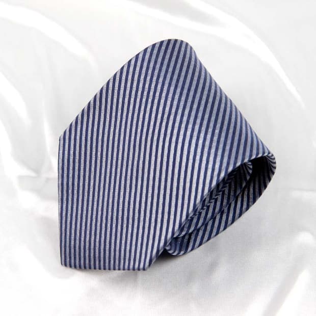 페라가모 9.5cm A+등급 남자 명품 넥타이