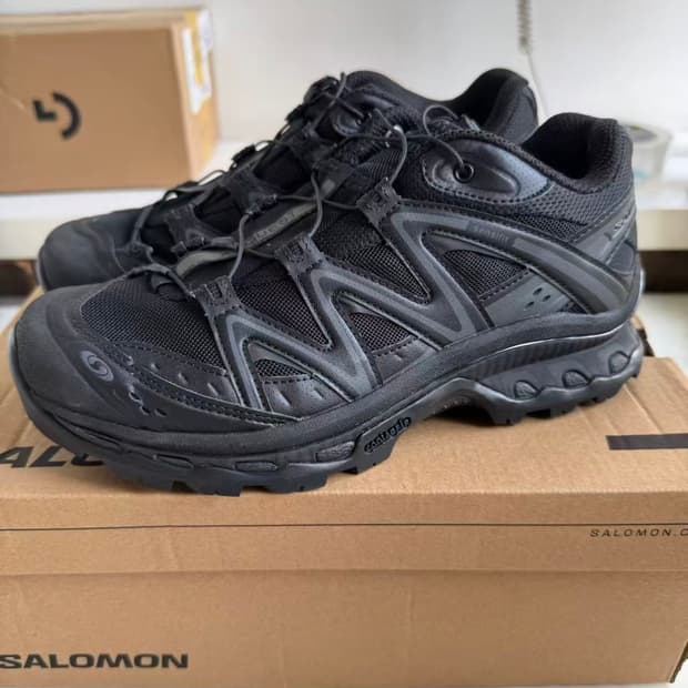 살로몬 XT-위스퍼 블랙 아스팔트