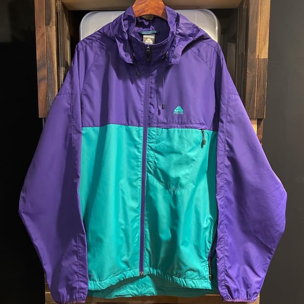 나이키ACG 바람막이