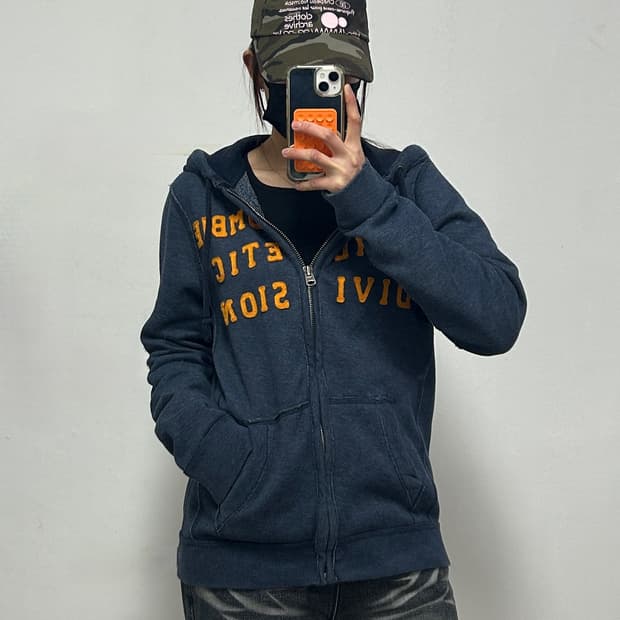 아베크롬비 y2k 자수로고 네이비 후드집업