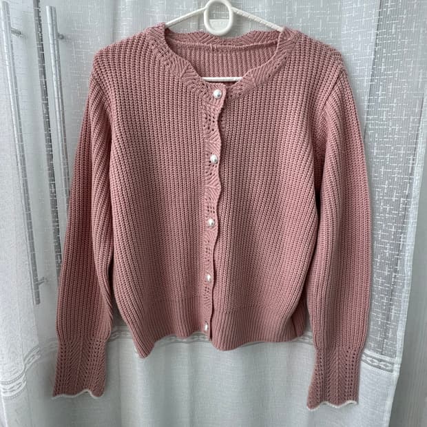 살구핑크 진주단추 긴팔 니트 가디건
