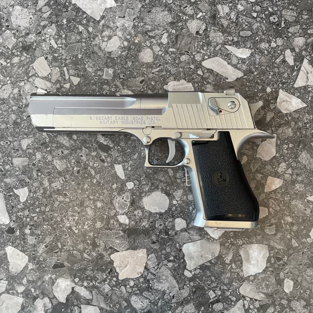 Tokyo Marui Dezart Eagle Toy Gun