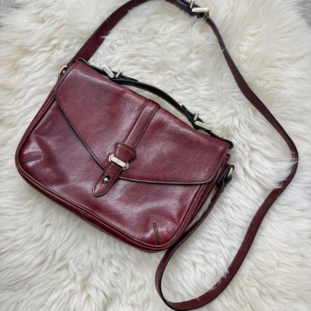 마시모두띠 버건디 리얼레더 사첼백 