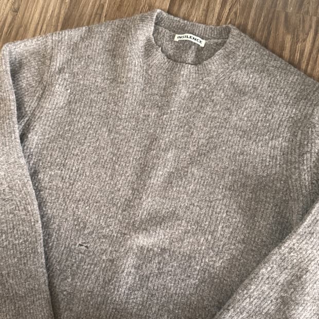 Insilence damaged hairy knit brown