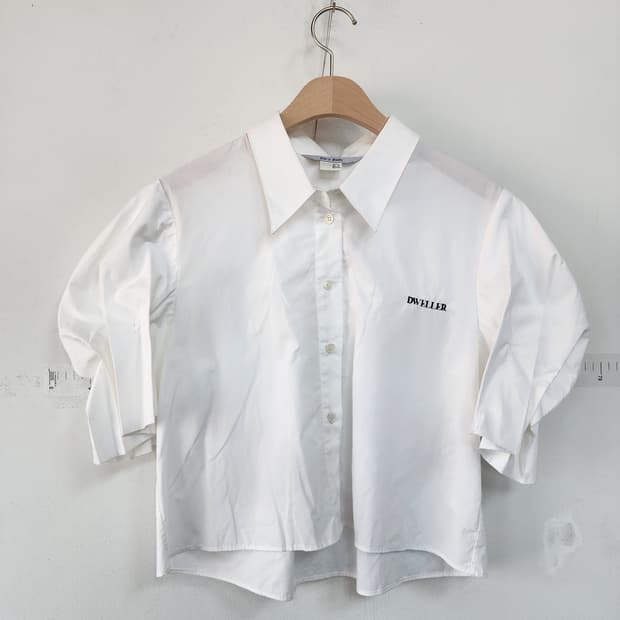 Jucy Judy 화이트 반팔 셔츠