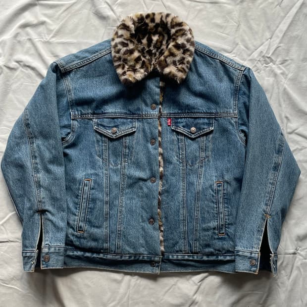 리바이스 레오파드 쉐르파 트러커  