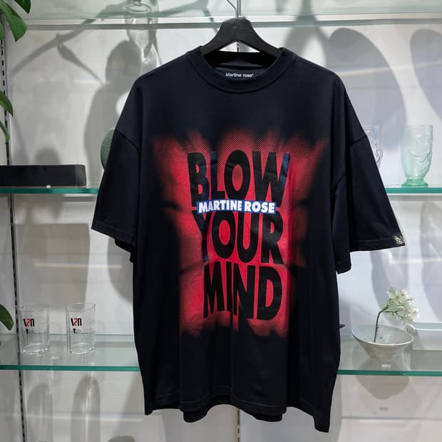 마틴로즈 “blow your mind” tee