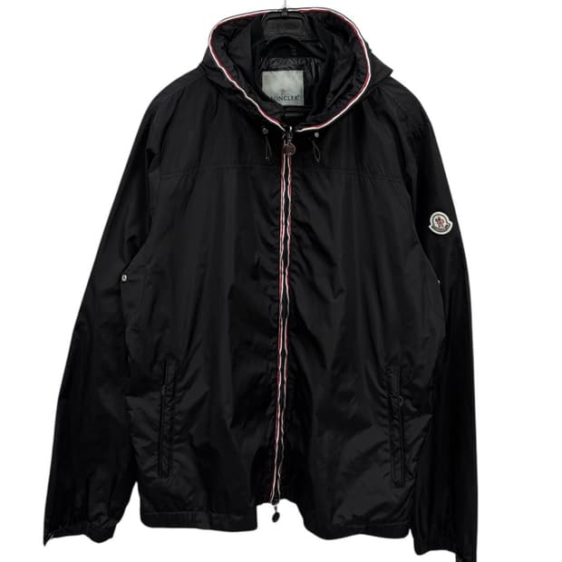 몽클레어 바람막이 자켓