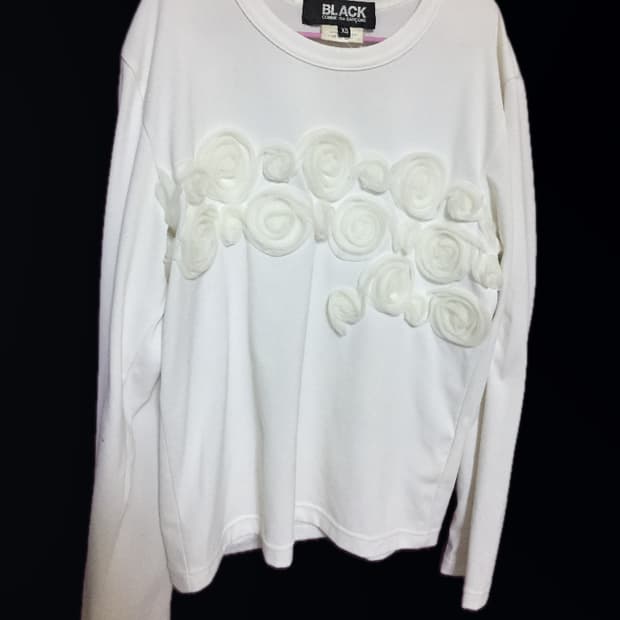 BLACK COMME DES GARCONS 로즈 롱슬리브 