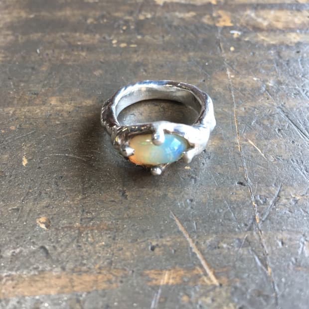 00eeeee opal ring