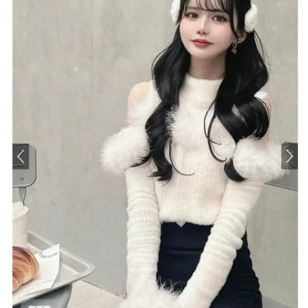 [새상품] 달천깔 오픈숄더 니트 히메갸루 리즈리사깔 양산형 지뢰계 핀터깔