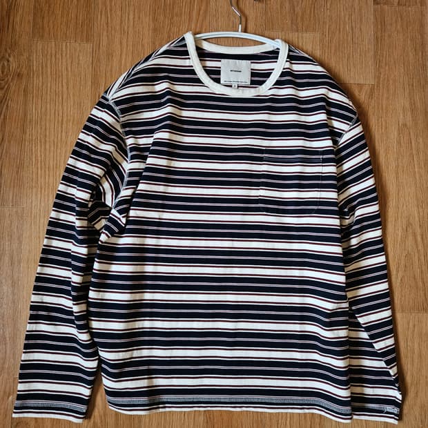 인더로우 스트라이프 롱슬리브