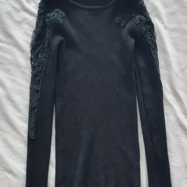 빈티지 오리엔탈 블랙 니트