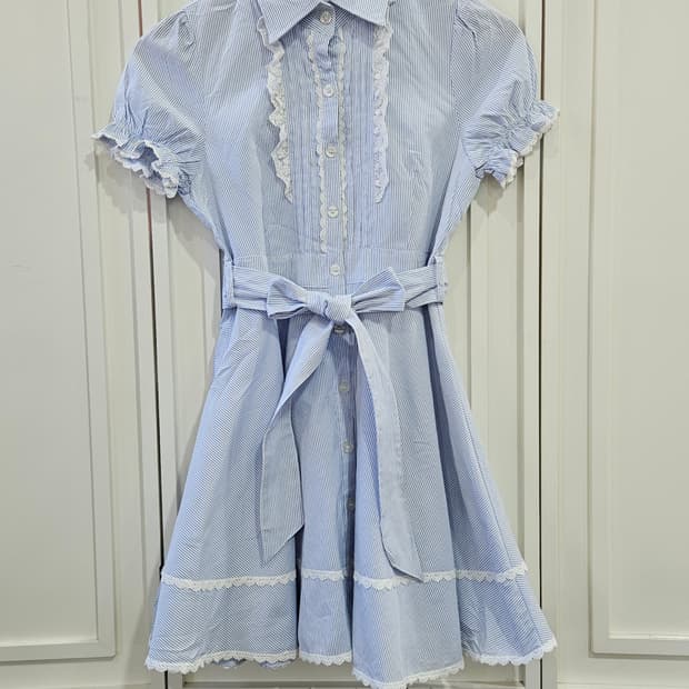 세실맥비(CECIL McBEE) 스트라이프 원피스