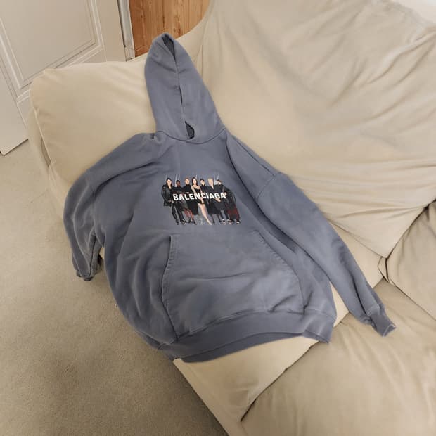 발렌시아가 리얼 후드