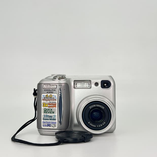 니콘 Nikon Coolpix 4300 실버
