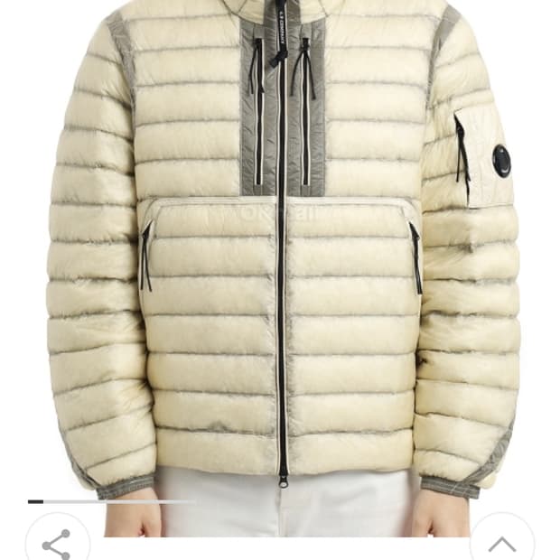 CP컴퍼니/DD쉘 경량패딩 피스타치오/M