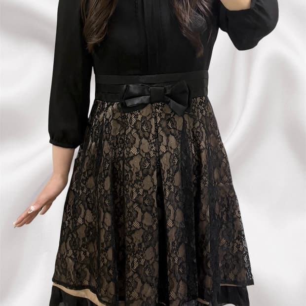 일브 세실맥비 스타일의 레이스 리본 원피스