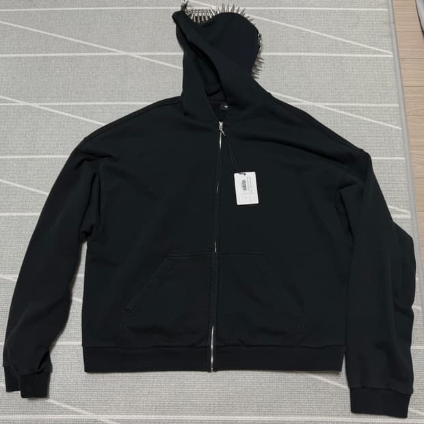 웰던 24ss 펑키 pvc 스파이크 모호크후디 집업