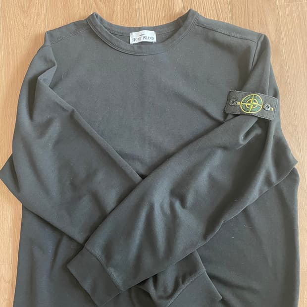 스톤 옷 팝니다