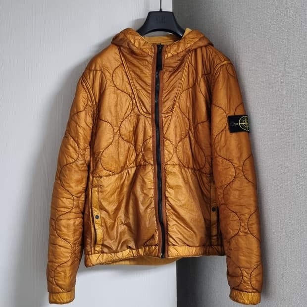 스톤아일랜드 리버시블 경량패딩