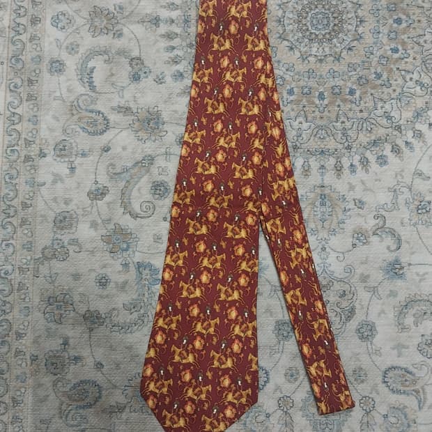 살바토레 페레가모 말 패턴 실크 넥타이