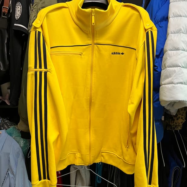 아디다스 져지 견장 절대 없는 매물