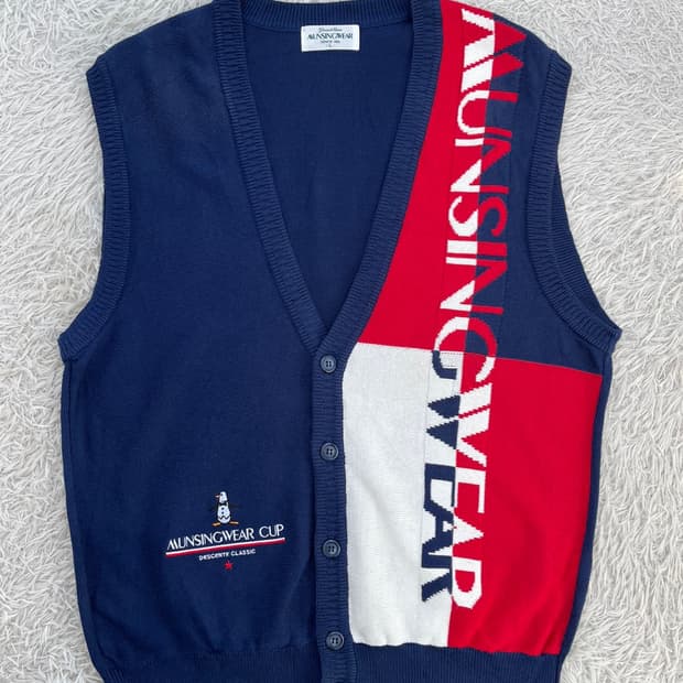 먼싱웨어 니트 가디건/#40