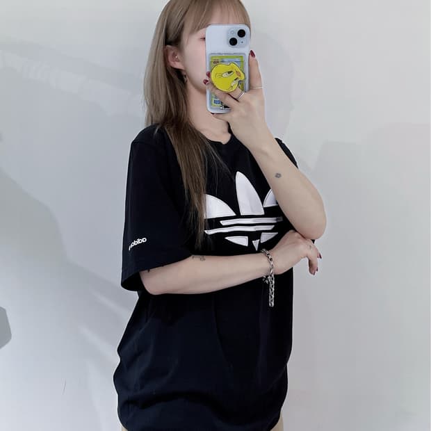 아디다스 빅로고 블랙 반팔