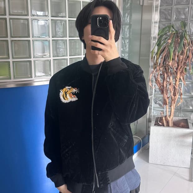 REVERSIBLE DOWN JACKET 리버시블 다운 재킷 