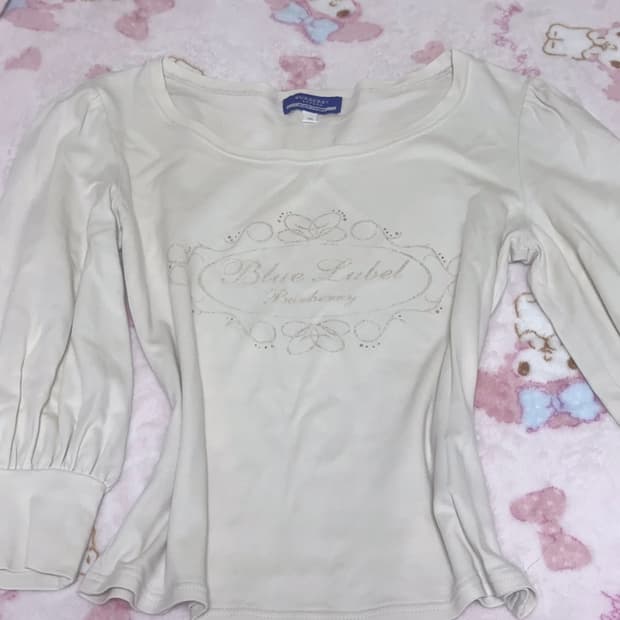 공쥬핏 !! 대대장 버버리 블루라벨 핀터깔 뮤트 셔링 T