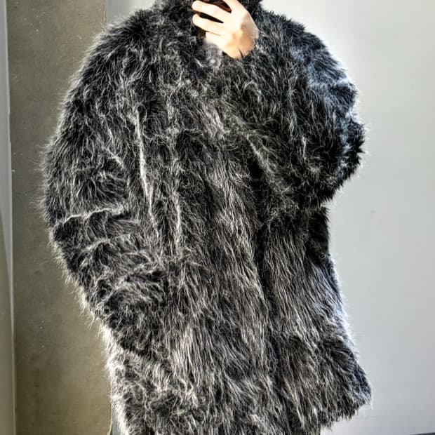 칼카니 아크릴 퍼 자켓