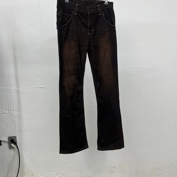 31) LEE CINCH BACK BROWN BOOT CUT PANTS