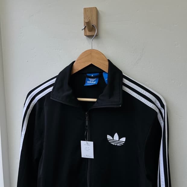 15303 - 아디다스 블랙 파이어버드 트랙탑 져지