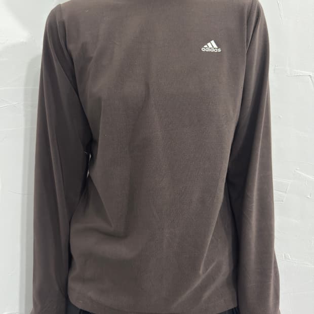 adidas logo longsleeve