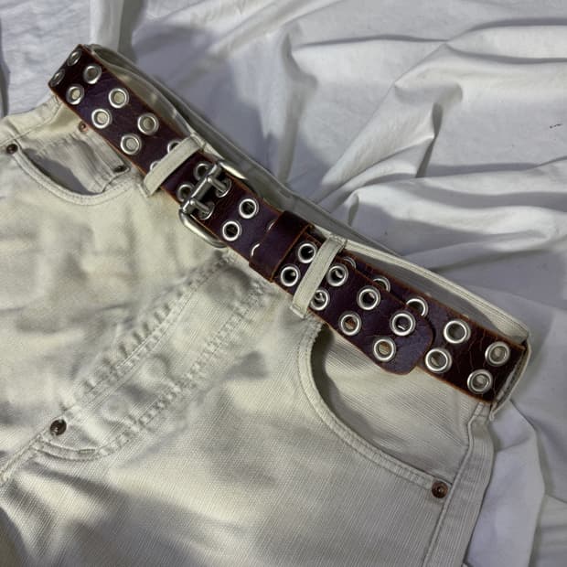 빈티지 더블 아일렛 레더 벨트