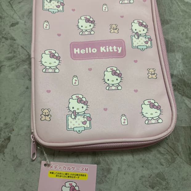 산리오 헬로키티 간호사 핑크색 파우치