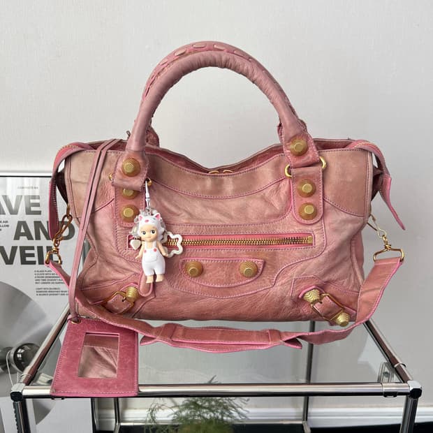 발렌시아가 모터백