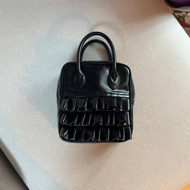 꼼데가르송 걸 러플 프릴백 더플백