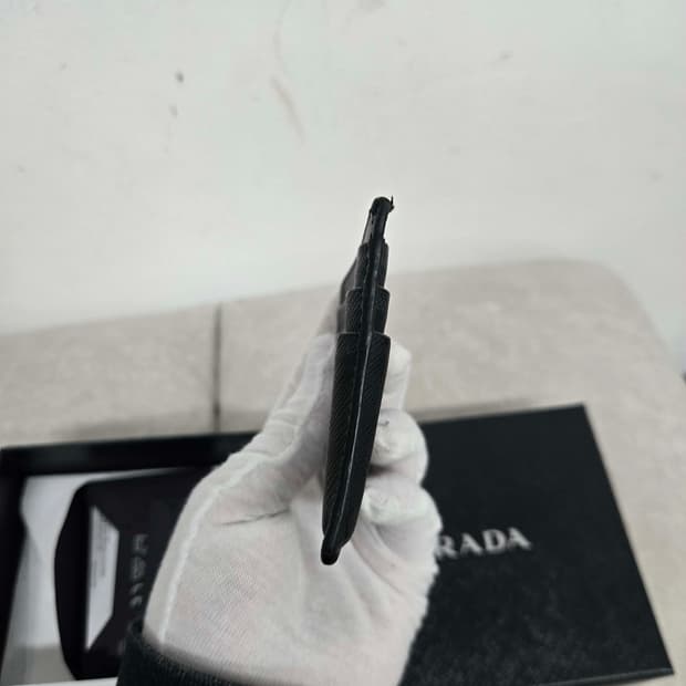 [보증서 정품] 프라다 사피아노 카드지갑