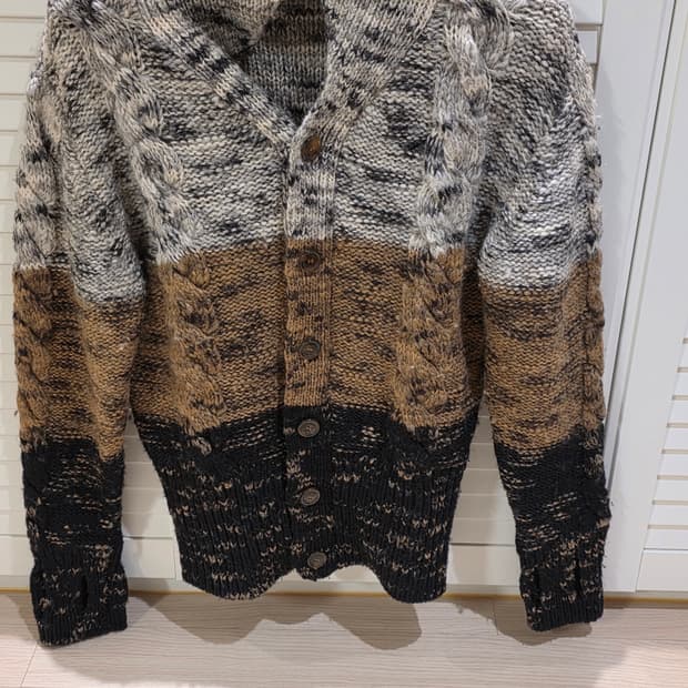 비비안웨스트 우드 남자 알파카 울 혼용 가디건