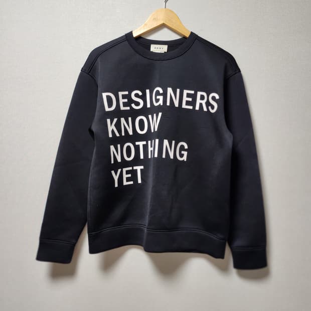 [S] DKNY 블랙 프린팅 맨투맨