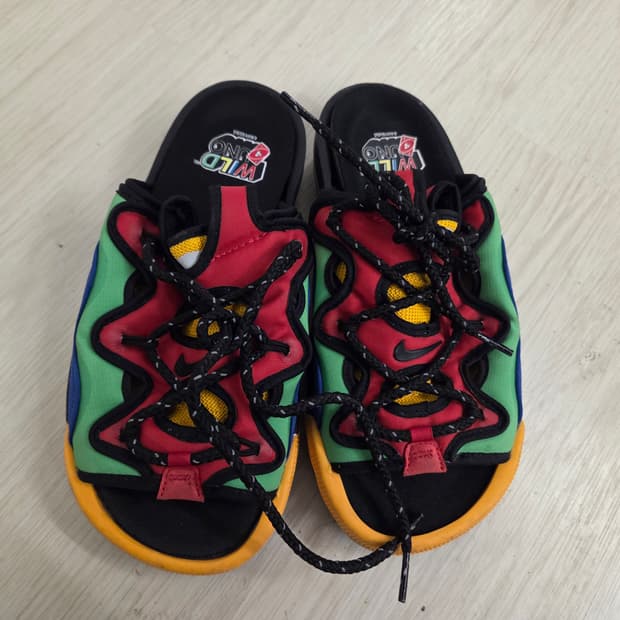 나이키 x 우노 와일드 디노 슬리퍼 멀티컬러 245