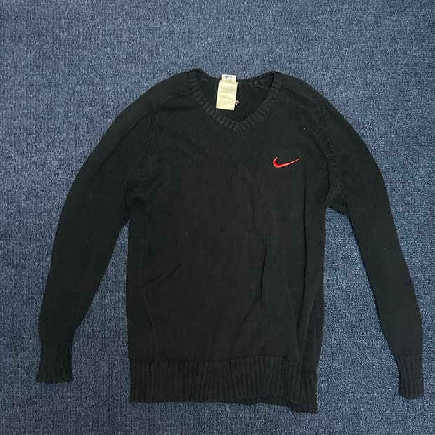 빈티지 나이키 브이넥 니트