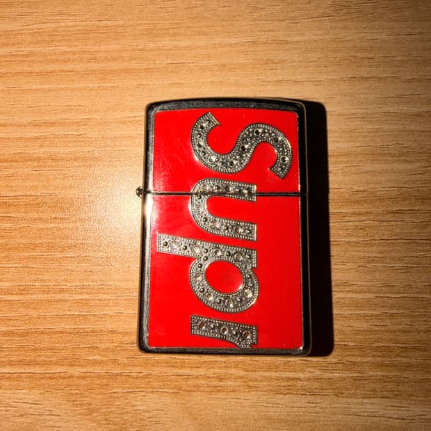 슈프림 스와로브스키 지포 라이터 단품