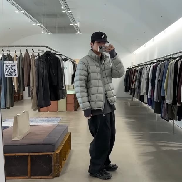 999휴머니티 모듈러 라이트 구스 퍼퍼 라이트 그레이 패딩