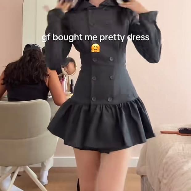 차콜 피치덴 flint 컬러 드레스 romy 원피스 비바두 게티이미지