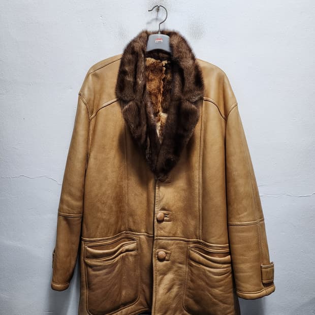 SHA SCHA 리얼양털 무스탕