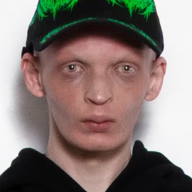 플레이보이카티 오피움 나르시즘 모자 